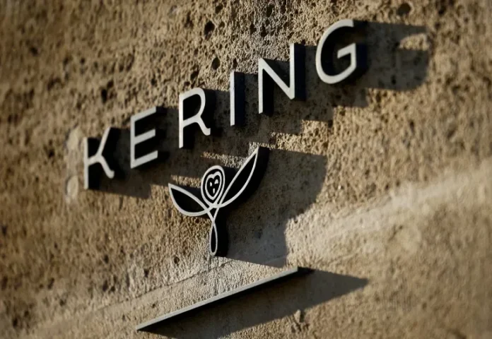 Département Design / Créative de KERING France : 10 Stages Disponibles en France en 2025